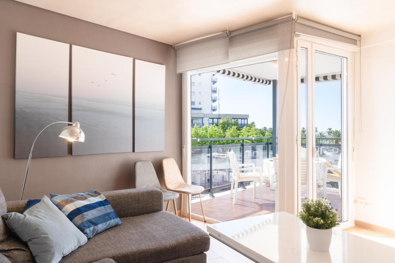 Salou Vista Al Mar Con Parking - 4 Ambientesアパートメント エクステリア 写真